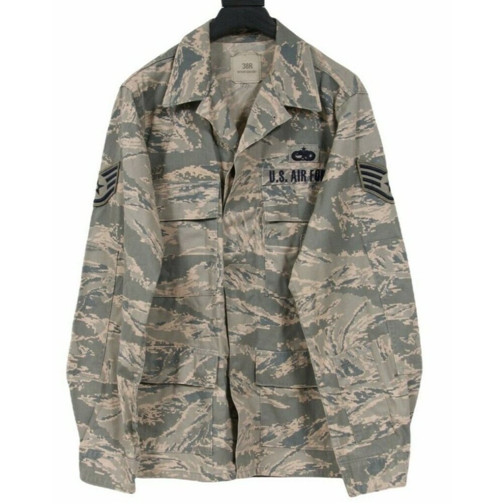U.S. Air Force  Jacket 38R Medium Green Tan Digital Camouflage Utility Coat